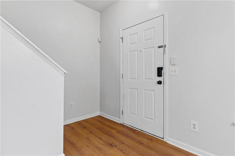 Image for property 2357 Bayrose Circle 57B, East Point, GA 30344