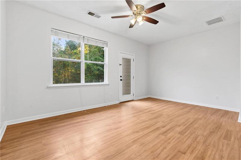 Image for property 2357 Bayrose Circle 57B, East Point, GA 30344