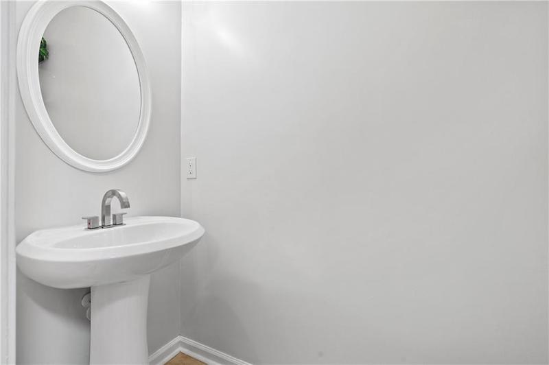 Image for property 2357 Bayrose Circle 57B, East Point, GA 30344