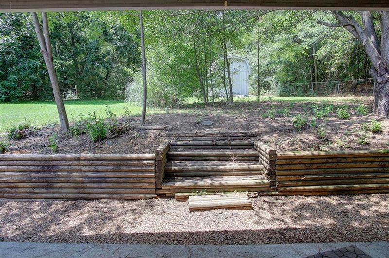 Image for property 200 Danny Circle, Calhoun, GA 30701