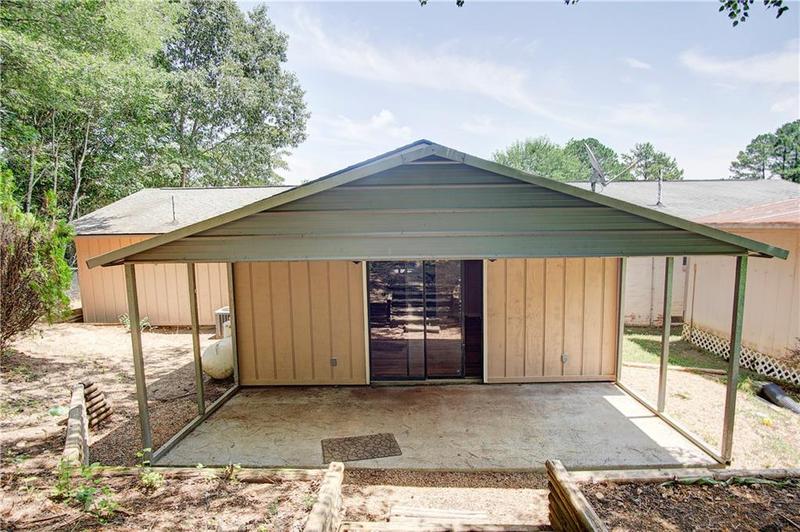 Image for property 200 Danny Circle, Calhoun, GA 30701