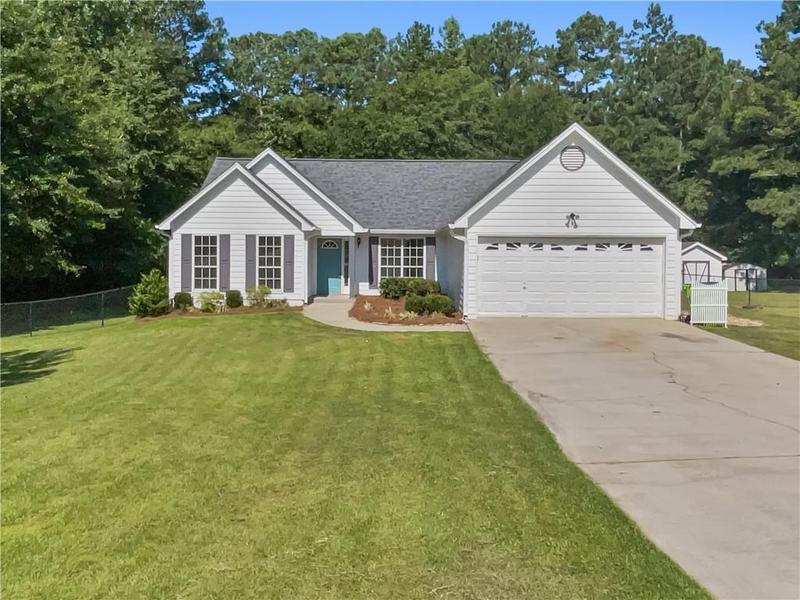 Image for property 124 Laura Ashlyn Court, Mcdonough, GA 30252