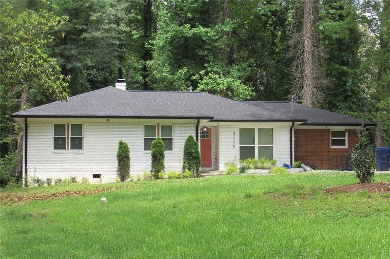 Image for property 3175 West Manor Circle, Atlanta, GA 30311