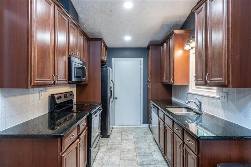 Image for property 1042 Mainstreet Lake Drive, Stone Mountain, GA 30088