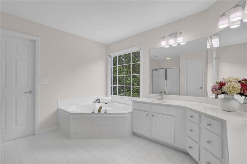 Image for property 2111 Fernbank Way, Dacula, GA 30019