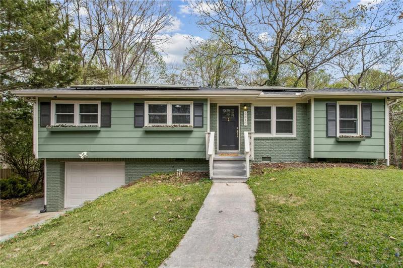 Image for property 2610 Crestdale Circle, Atlanta, GA 30316