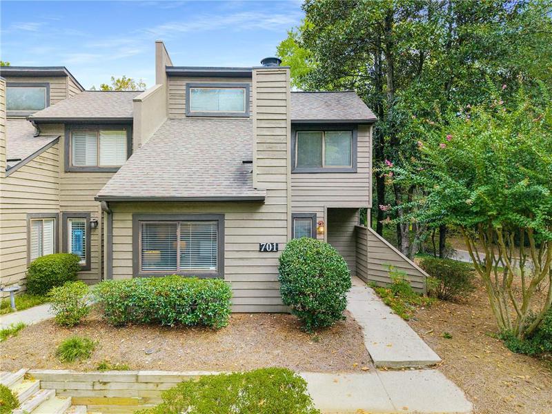 Image for property 701 Cedar Chase Circle, Atlanta, GA 30324
