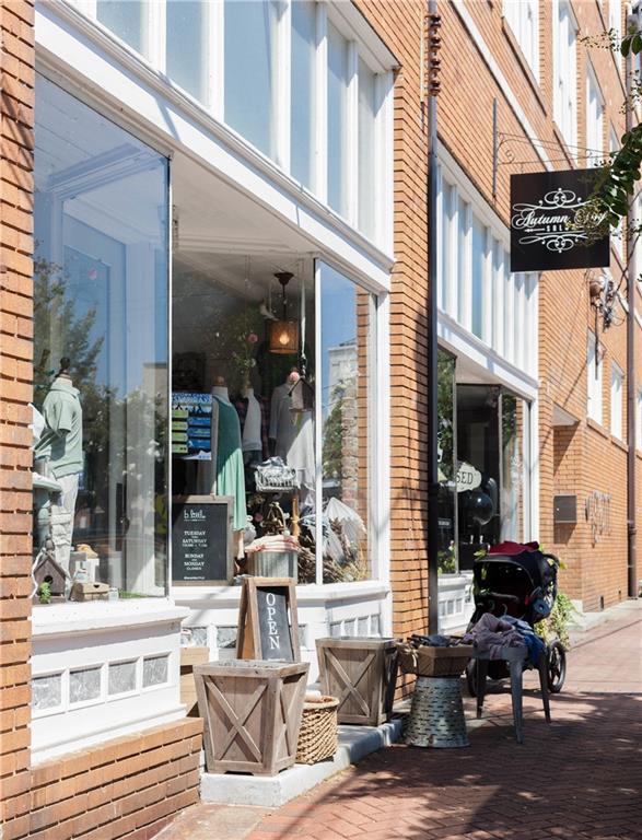 Image for property 201 Retreat Lane, Canton, GA 30114