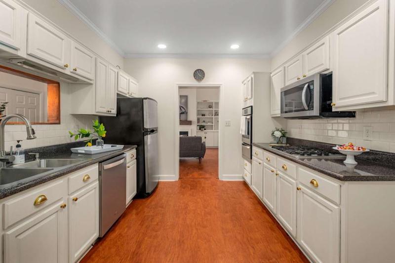Image for property 5356 Brooke Ridge Drive, Dunwoody, GA 30338