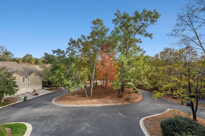 Image for property 5356 Brooke Ridge Drive, Dunwoody, GA 30338