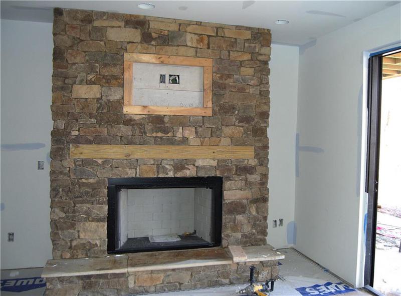 Image for property 785 Bears Paw Drive, Ellijay, GA 30536