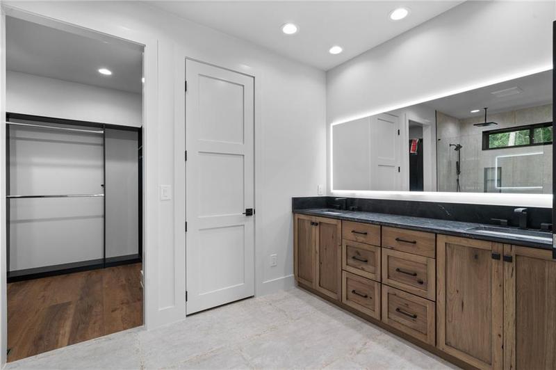Image for property 785 Bears Paw Drive, Ellijay, GA 30536