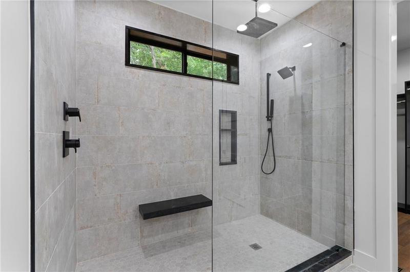 Image for property 785 Bears Paw Drive, Ellijay, GA 30536