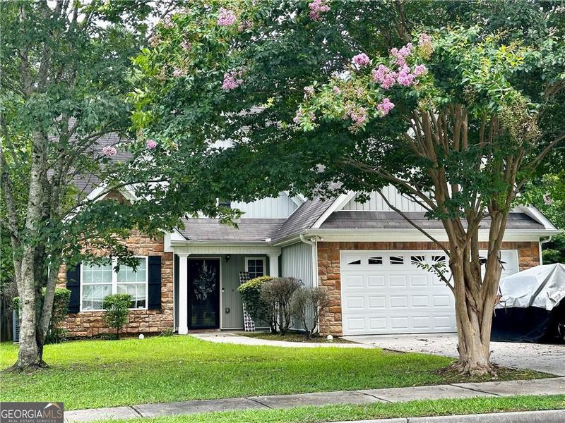 Image for property 520 Millbrook Village Drive, Tyrone, GA 30290
