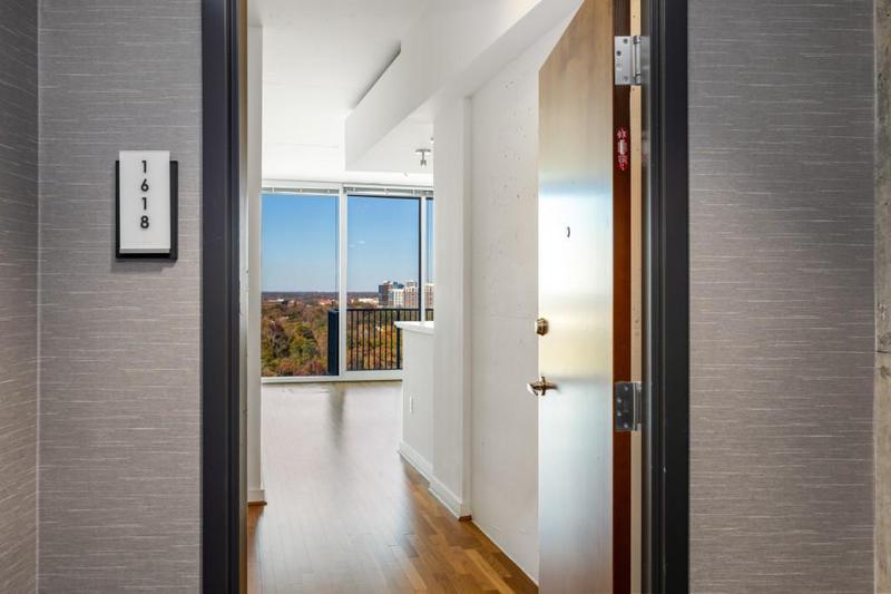Image for property 361 17th Street 1618, Atlanta, GA 30363