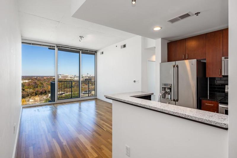 Image for property 361 17th Street 1618, Atlanta, GA 30363