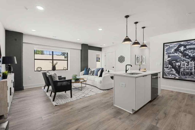 Image for property 108 Park Place 105, Decatur, GA 30030