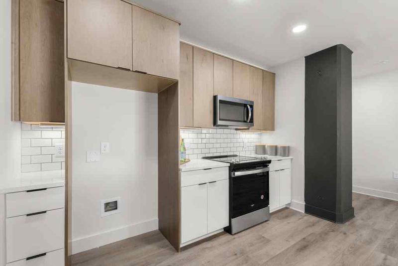Image for property 108 Park Place 105, Decatur, GA 30030