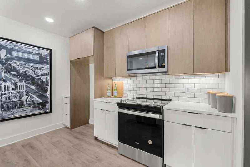 Image for property 108 Park Place 105, Decatur, GA 30030