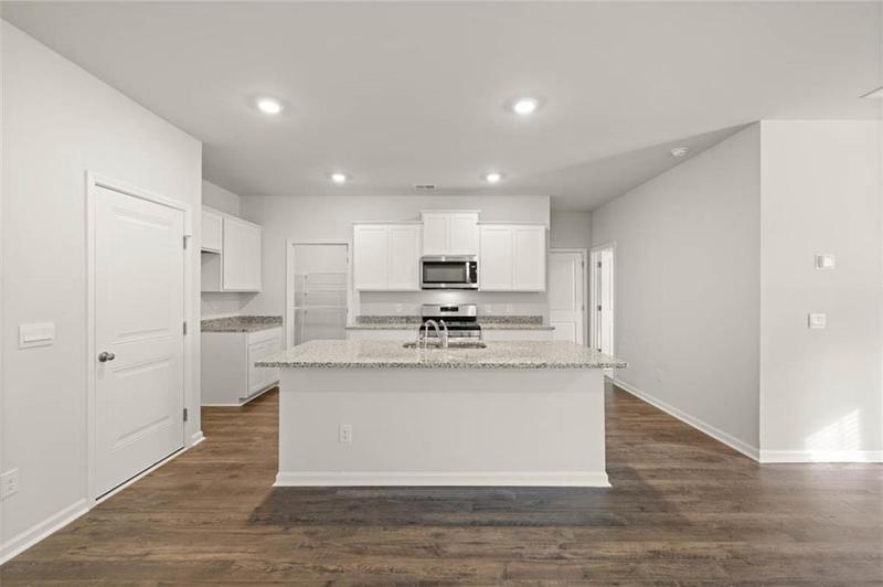 Image for property 11963 Conrad Circle, Hampton, GA 30228