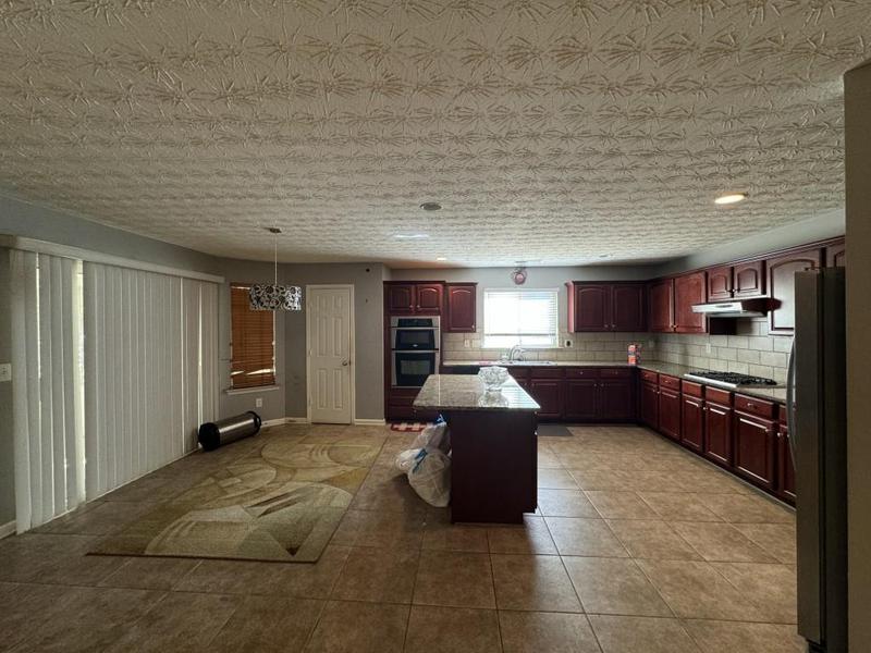 Image for property 2820 Brookford Lane, Atlanta, GA 30331