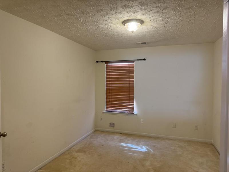 Image for property 2820 Brookford Lane, Atlanta, GA 30331
