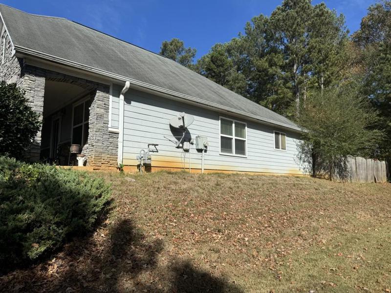 Image for property 2820 Brookford Lane, Atlanta, GA 30331