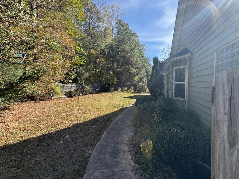Image for property 2820 Brookford Lane, Atlanta, GA 30331