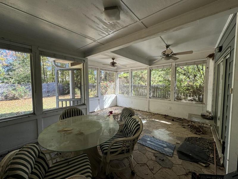 Image for property 2820 Brookford Lane, Atlanta, GA 30331