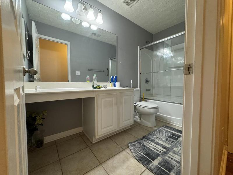 Image for property 2820 Brookford Lane, Atlanta, GA 30331
