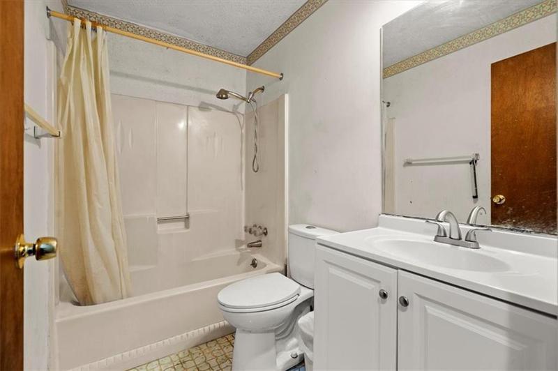 Image for property 2616 Landington Way, Duluth, GA 30096