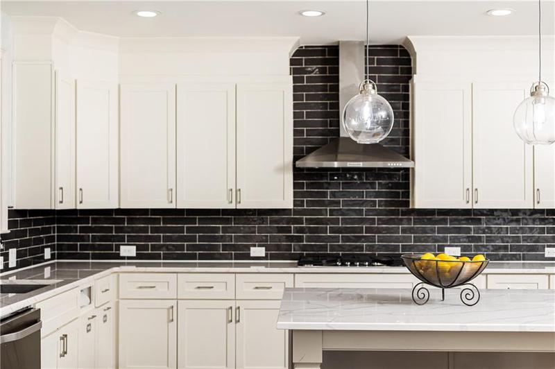 Image for property 443 Wimbledon Road, Atlanta, GA 30324