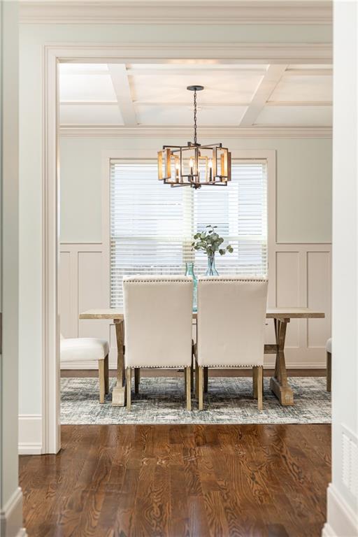 Image for property 443 Wimbledon Road, Atlanta, GA 30324