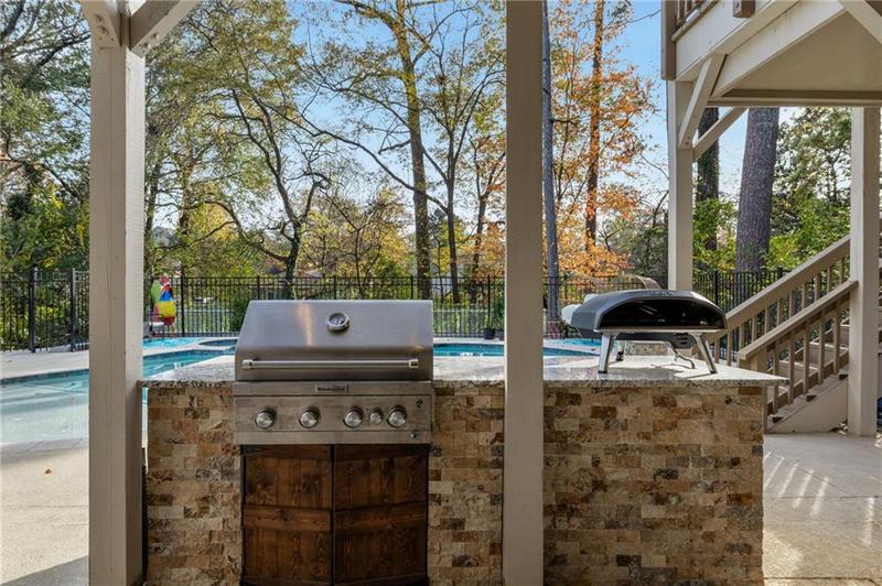 Image for property 443 Wimbledon Road, Atlanta, GA 30324