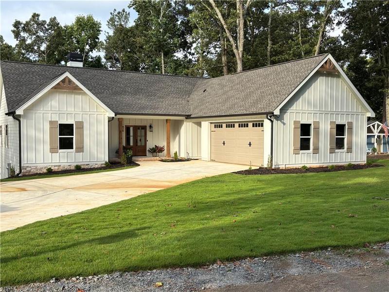 Image for property 912 Oak Drive, Woodstock, GA 30189