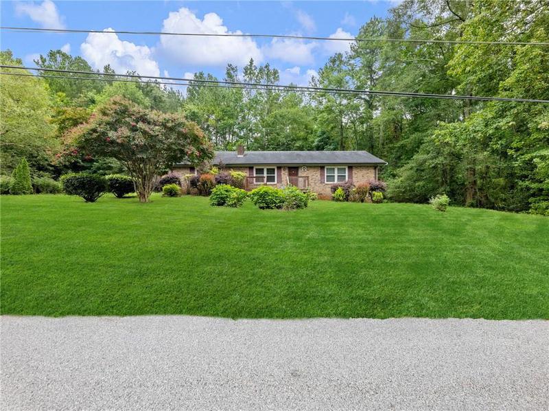 Image for property 170 ROCKY Drive, Athens, GA 30607