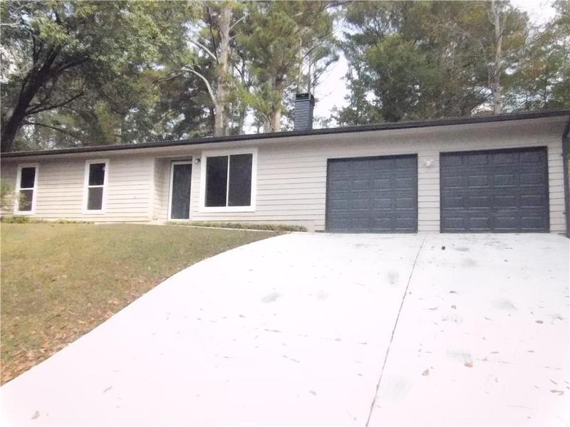 Image for property 8060 NORTHCREST Drive, Jonesboro, GA 30238
