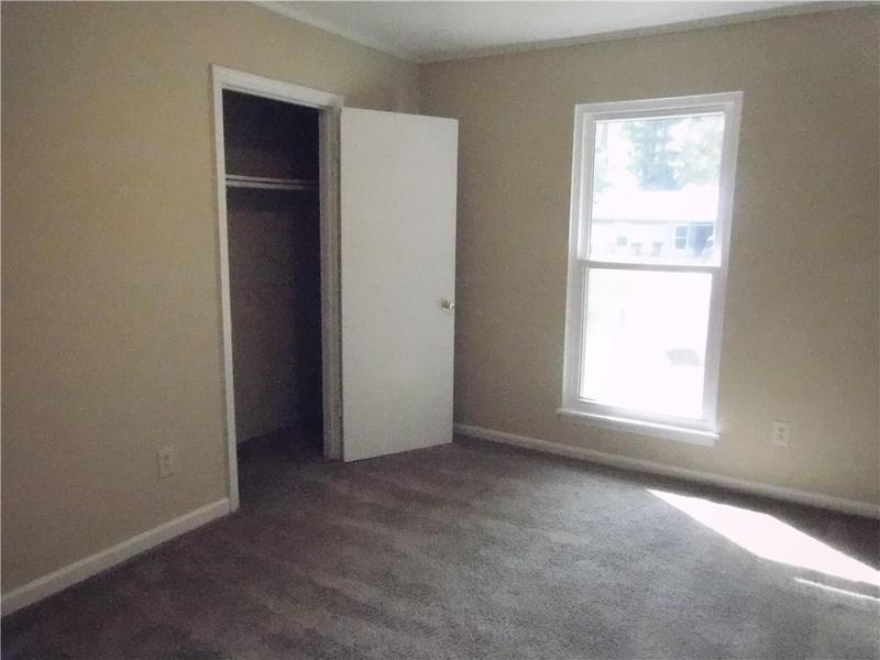 Image for property 8060 NORTHCREST Drive, Jonesboro, GA 30238