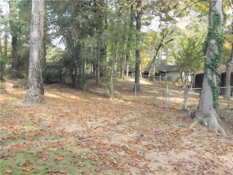 Image for property 8060 NORTHCREST Drive, Jonesboro, GA 30238