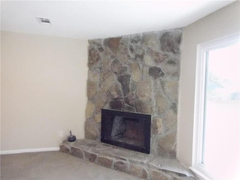 Image for property 8060 NORTHCREST Drive, Jonesboro, GA 30238