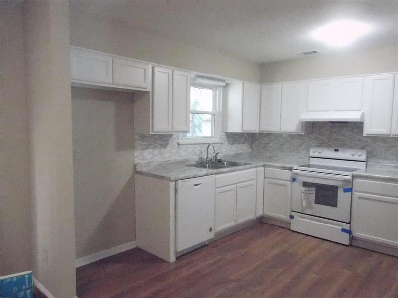 Image for property 8060 NORTHCREST Drive, Jonesboro, GA 30238
