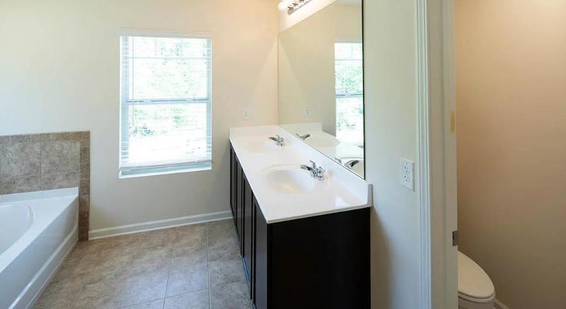 Image for property 820 Tallowtree Lane, Mcdonough, GA 30252