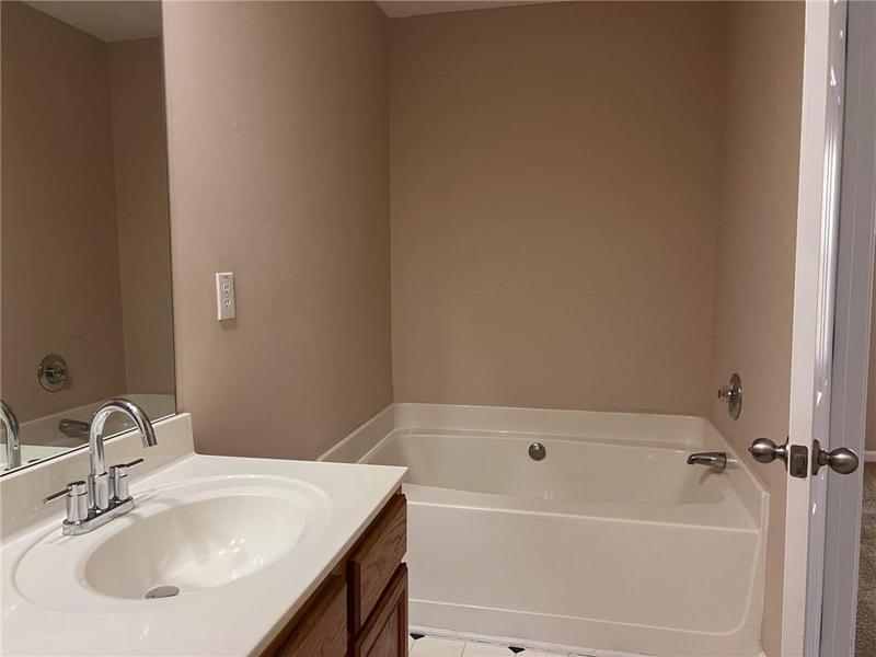 Image for property 1876 BARRINGTON Court, Marietta, GA 30066