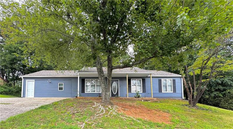 Image for property 321 Knollwood Lane, Woodstock, GA 30188