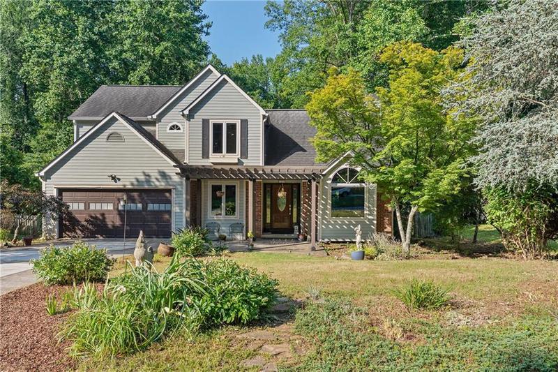 Image for property 1270 Taylor Oaks Drive, Roswell, GA 30076