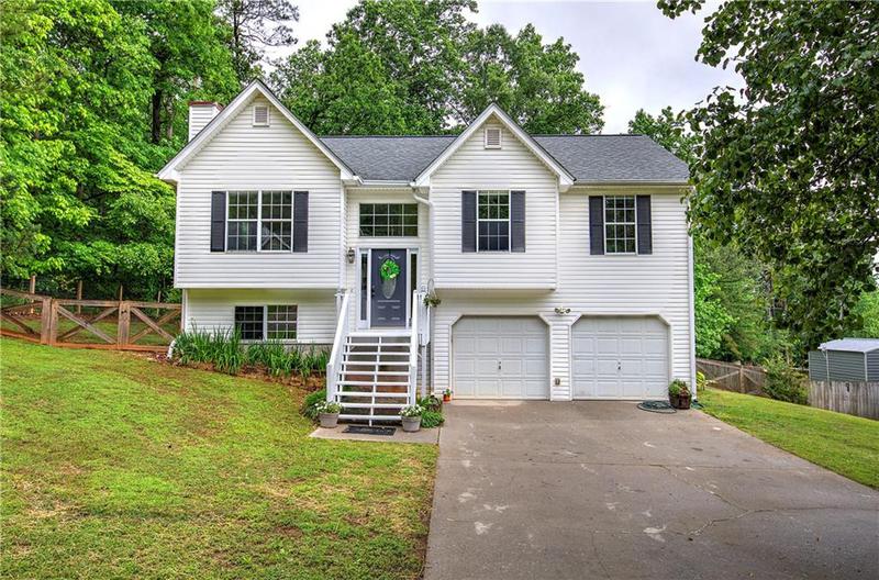 Image for property 70 Ashbury Court, Dallas, GA 30157
