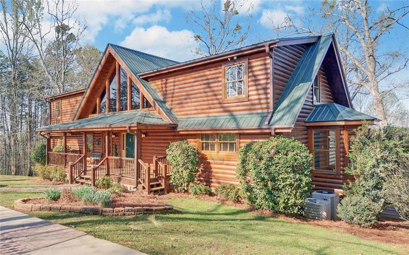 Image for property 221 Laurel Circle, Dahlonega, GA 30533