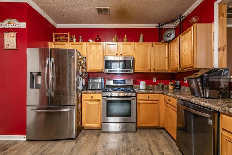 Image for property 5801 Little River Road, Atlanta, GA 30349