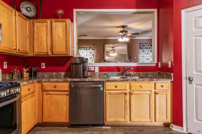 Image for property 5801 Little River Road, Atlanta, GA 30349