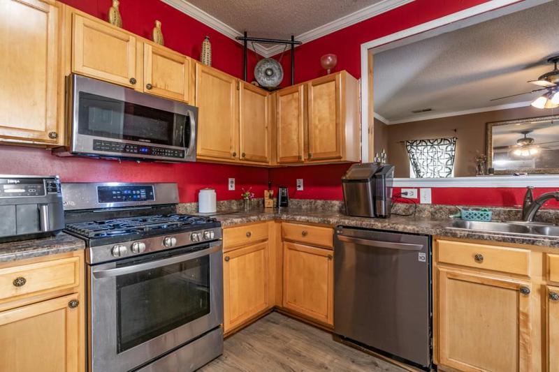 Image for property 5801 Little River Road, Atlanta, GA 30349